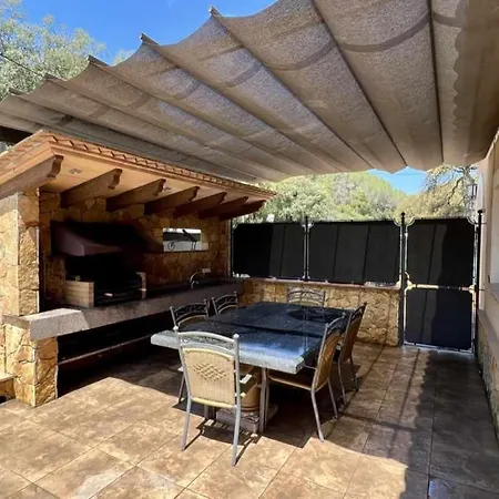 ヴィラ Casa Judibar Con Zona De Barbacoa Y Piscina カロンジェ
