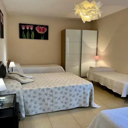 ヴィラ Casa Judibar Con Zona De Barbacoa Y Piscina *