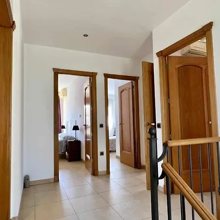 ヴィラ Casa Judibar Con Zona De Barbacoa Y Piscina *